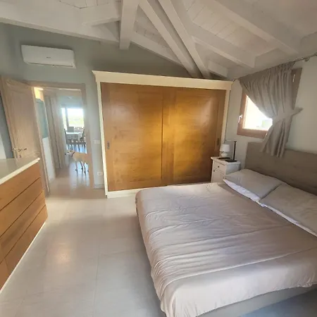 H41 Attico In Centro Vista Mare Budoni